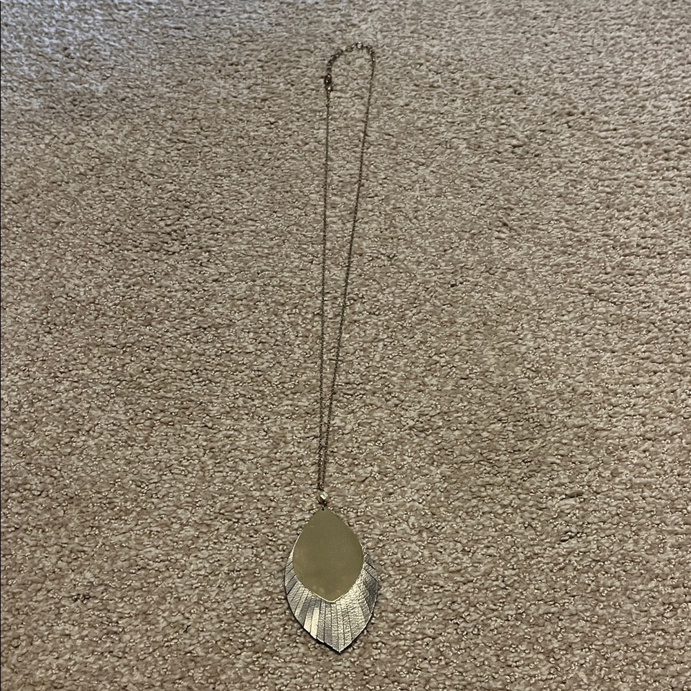 Chic Silver and Gold Leaf Pendant Necklace